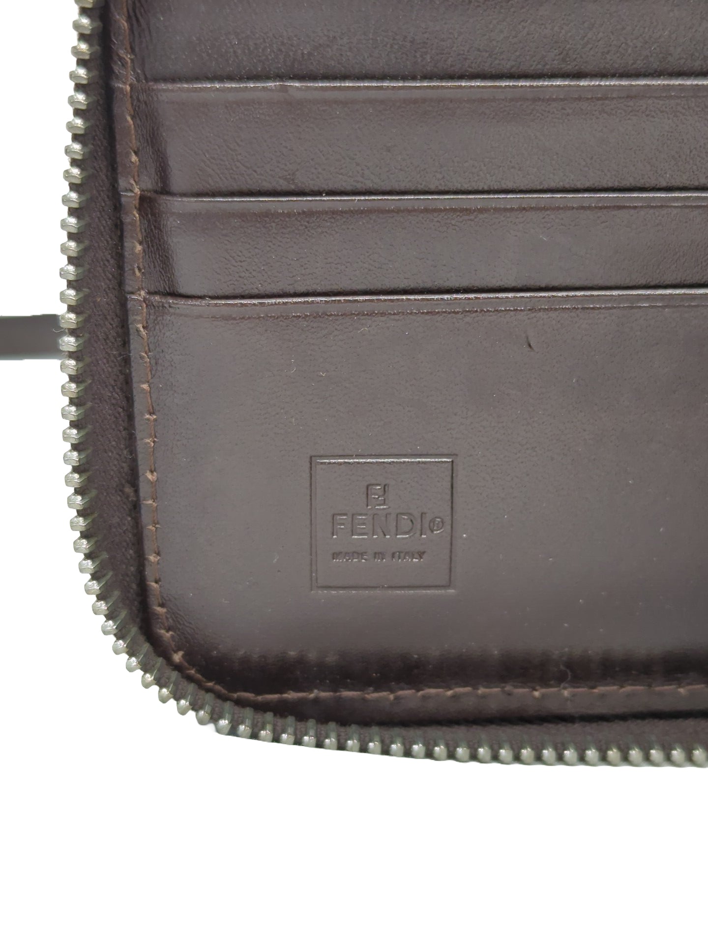 FENDI ズッカ柄 ショルダー財布