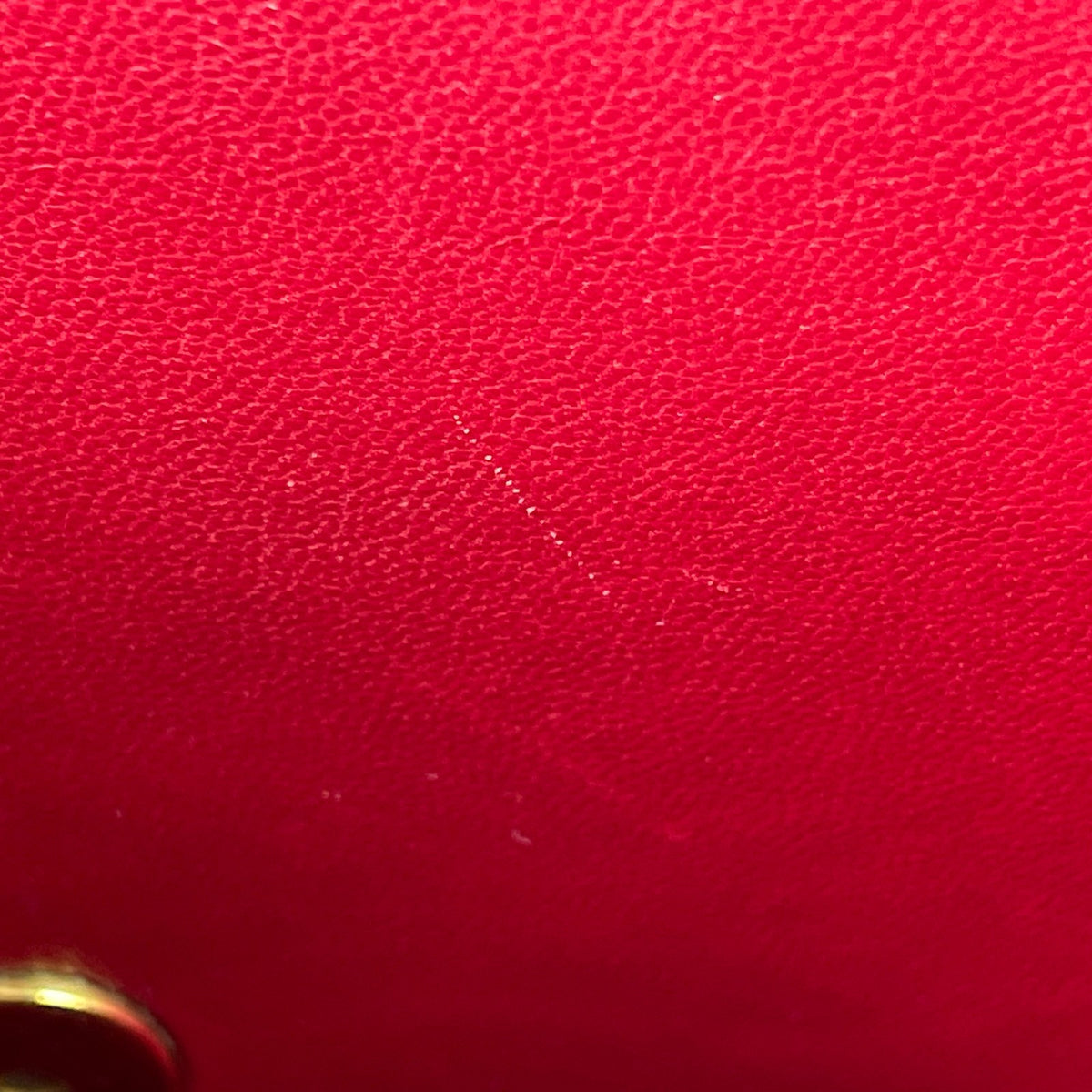 Matelasse Deka Chain Shoulder Shoulder Bag Red