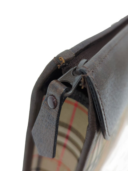 BURBERRY ノバチェック クラッチバッグ