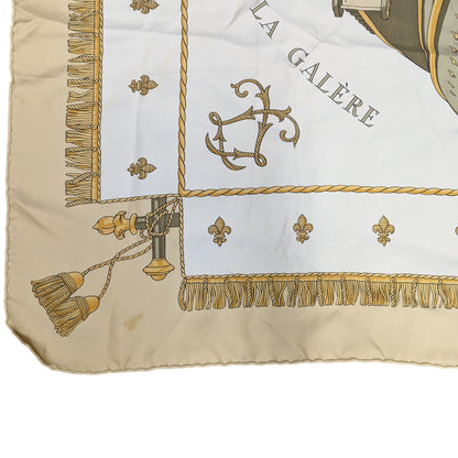 カレ90 Vue du Carrosse de la Galere Royale スカーフ