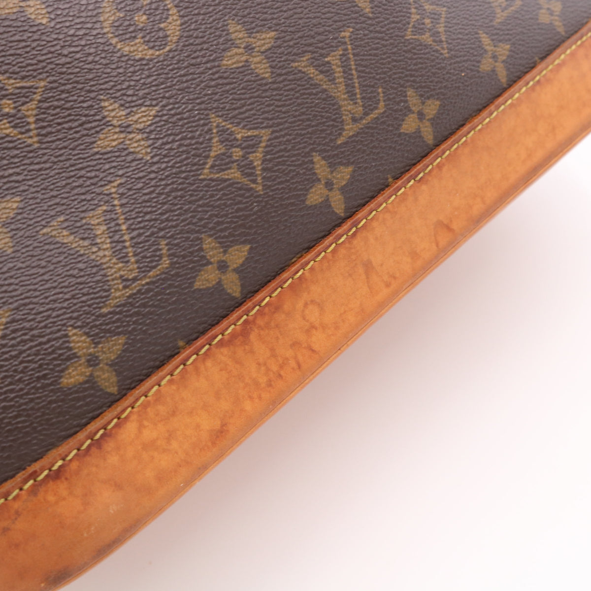 Monogram Alma PM M51130 Satchel/Top Handle Bag Brown