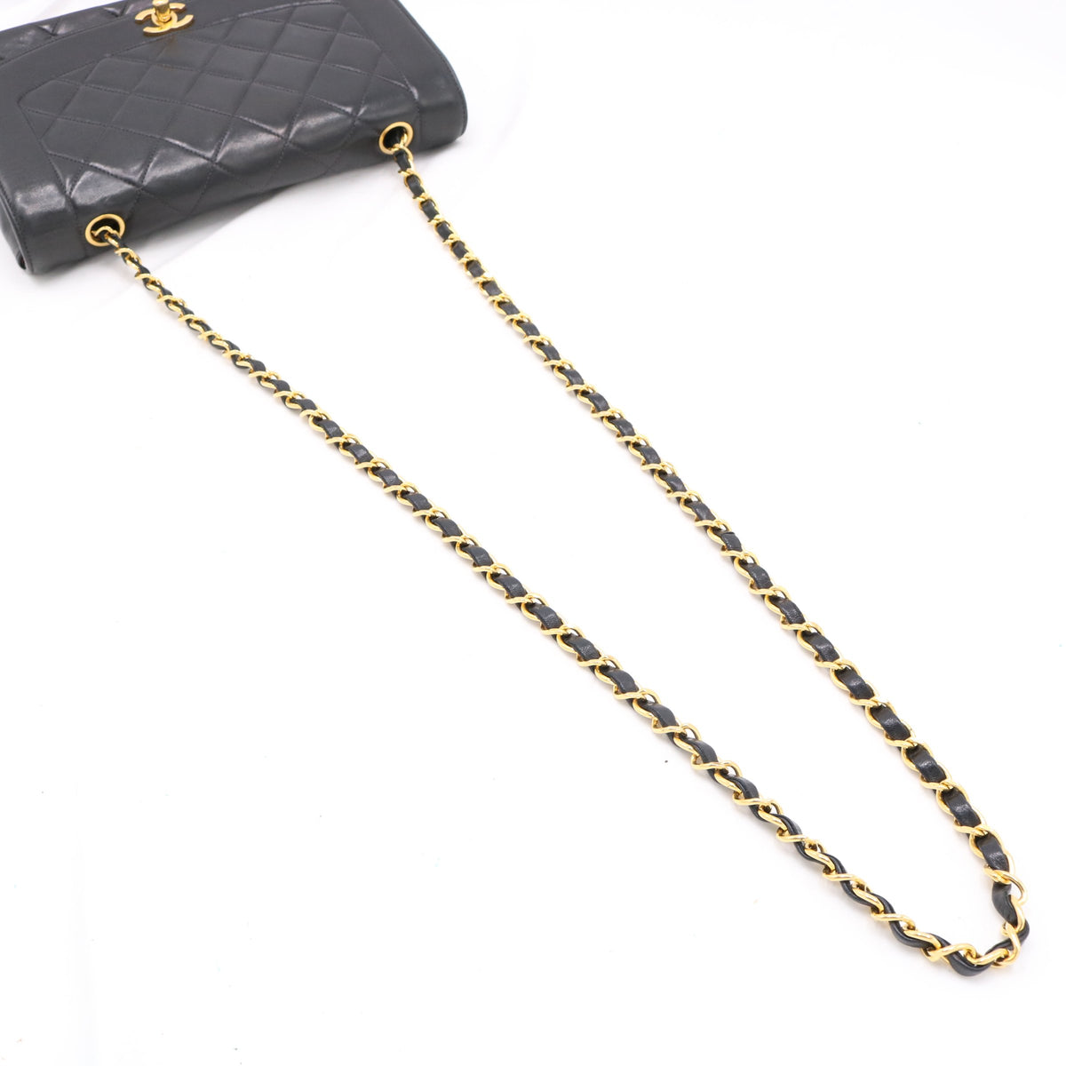 Matelassé Diana Flap Shoulder Bag Black