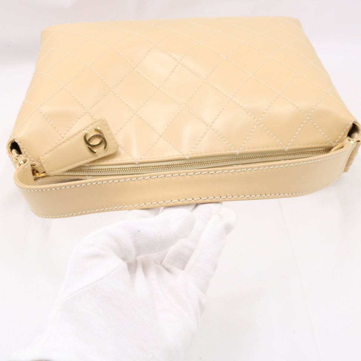 Wild Stitch One Shoulder Bag Beige