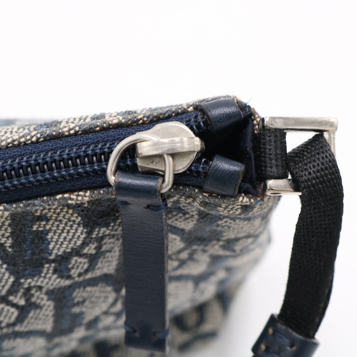 Trotter One Shoulder Shoulder Bag Navy