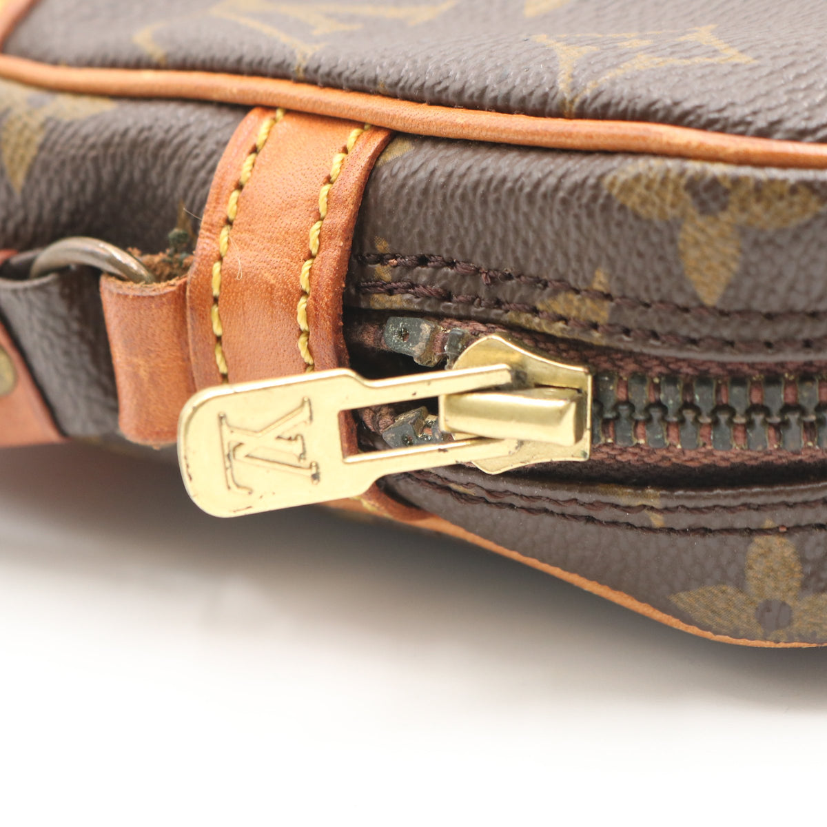 Monogram Marly Dragonne GM M51825 Clutch Brown
