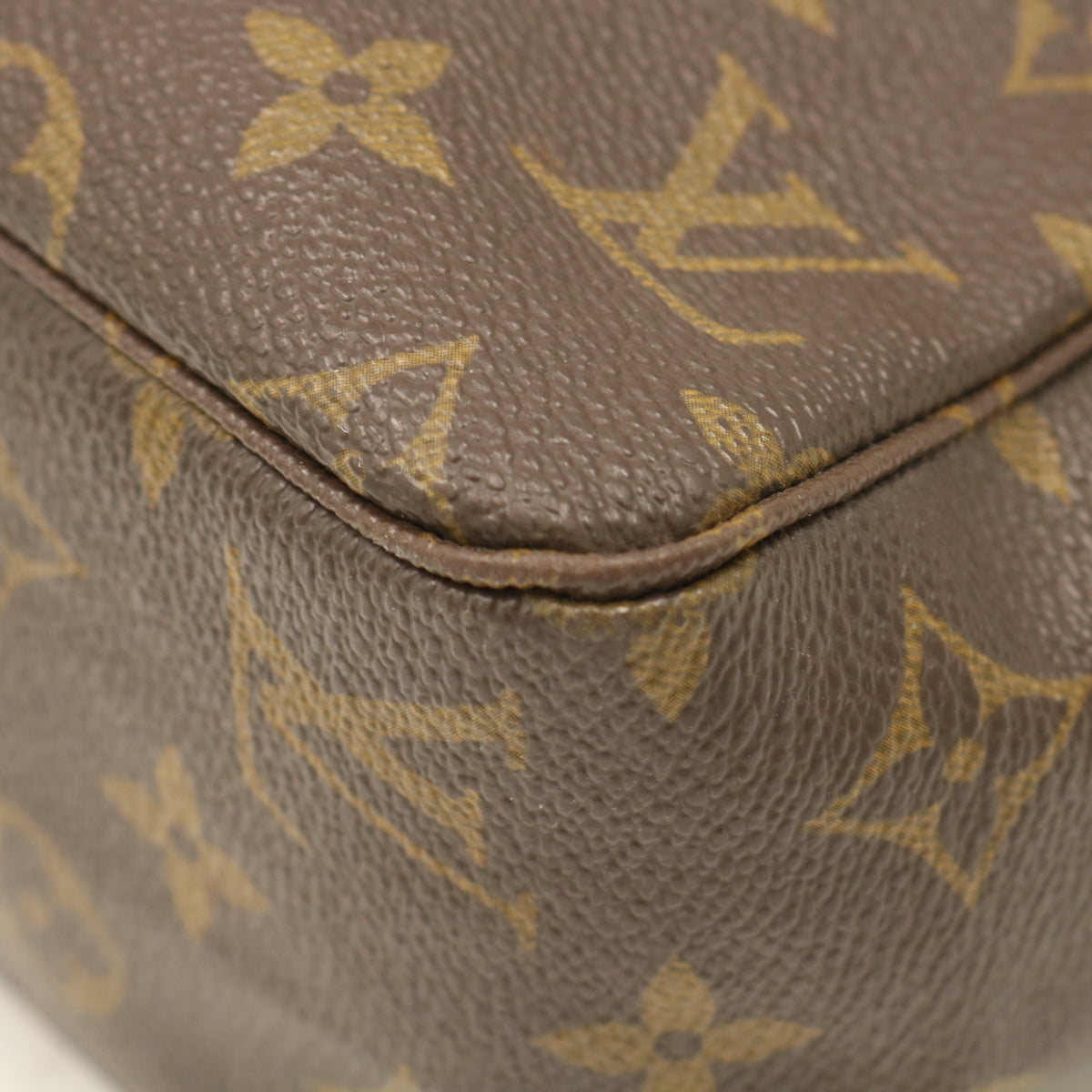 Monogram Trousse Toilette 28 M47522 Clutch Brown
