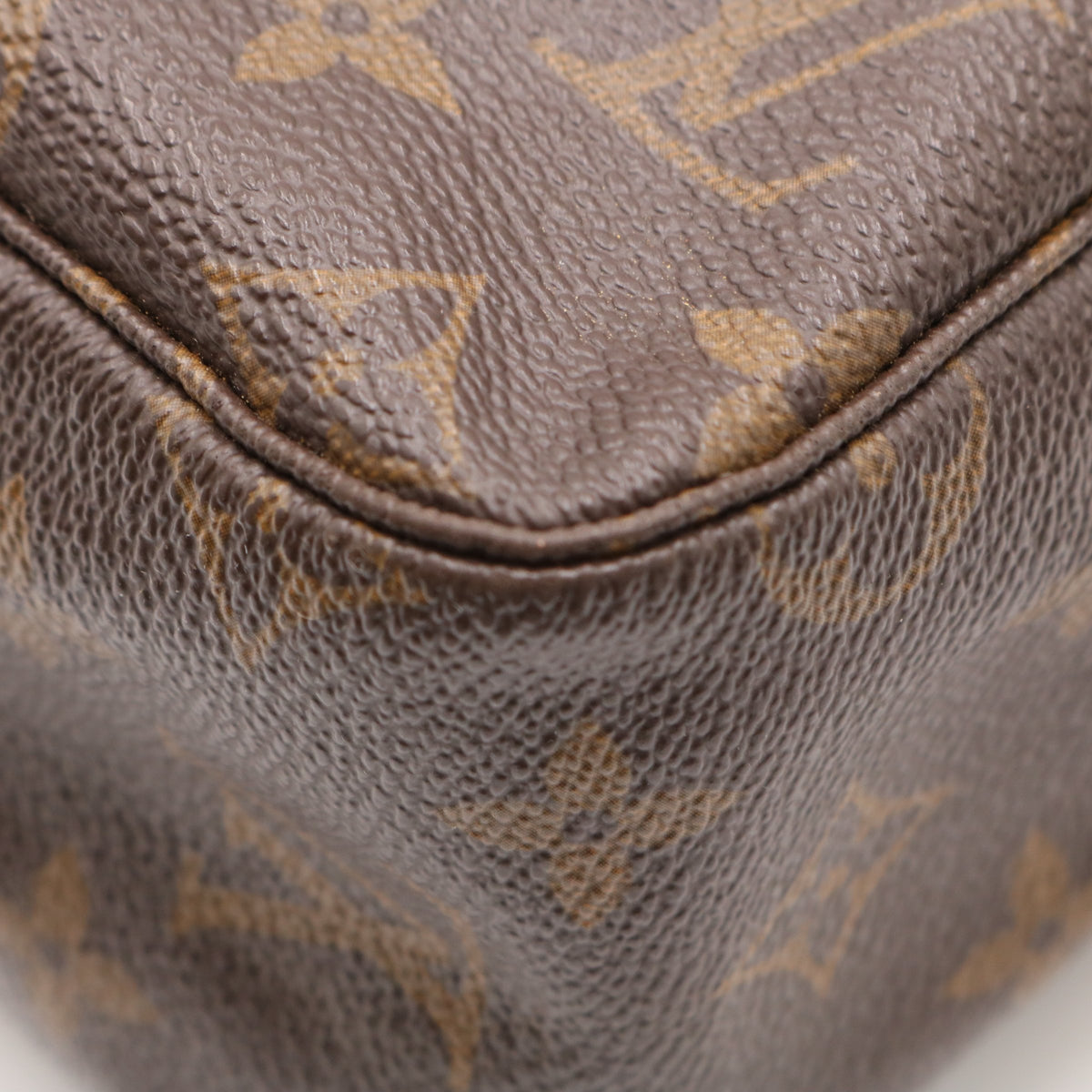 Monogram Trousse Toilette 28 M47522 Clutch Brown