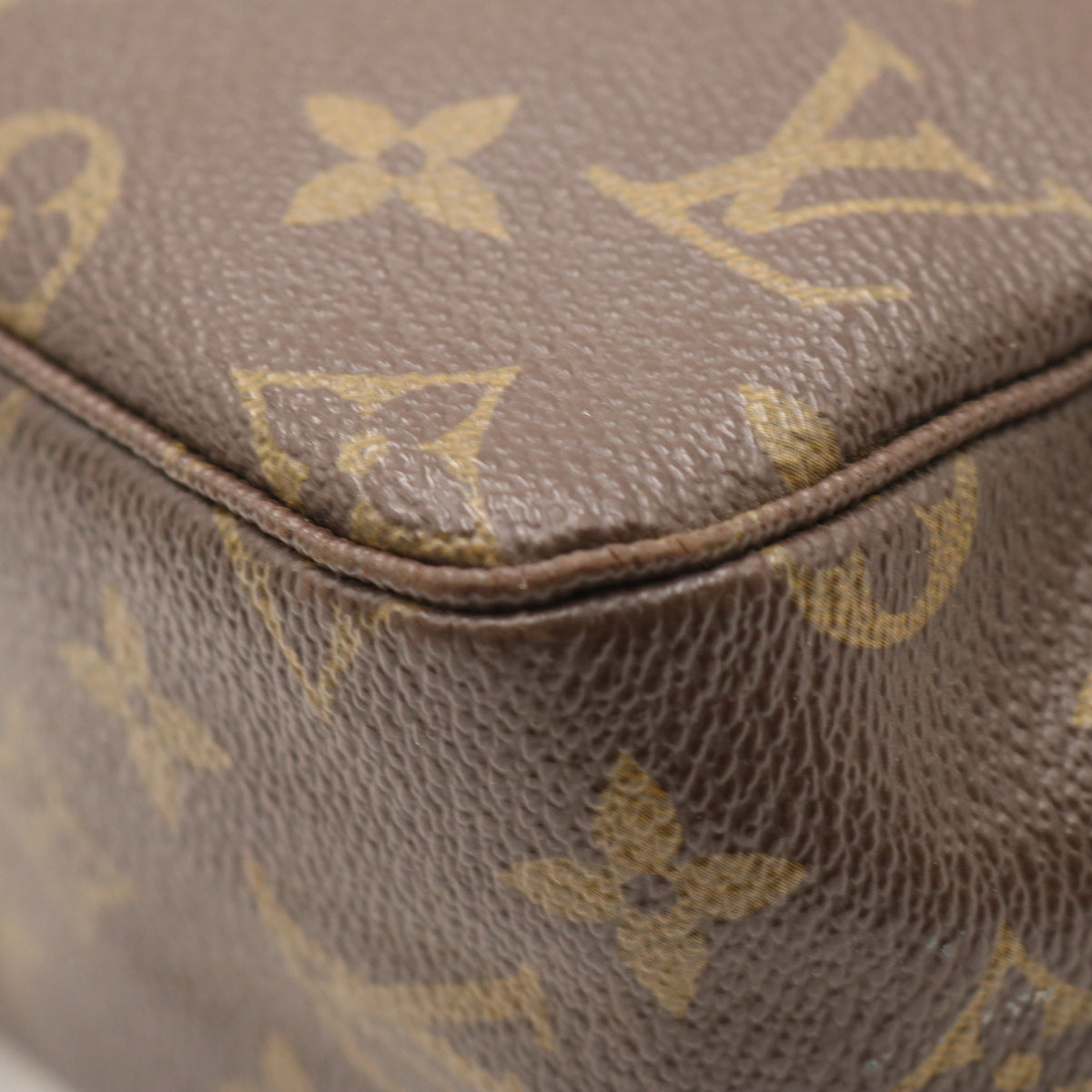Monogram Trousse Toilette 28 M47522 Clutch Brown