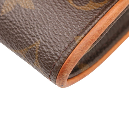 Monogram Pochette Twin PM M51854 Shoulder Bag Brown