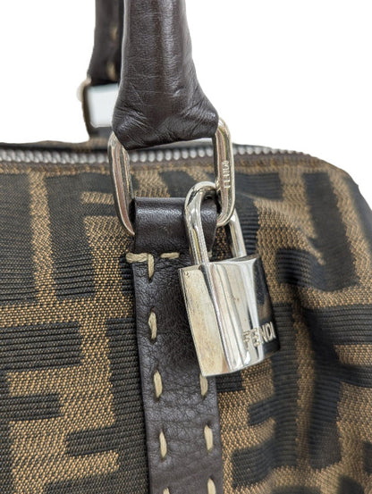 FENDI　ズッカ柄　ハンドバッグ