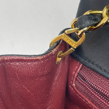 Single Flap Chain Shoulder Bag Black