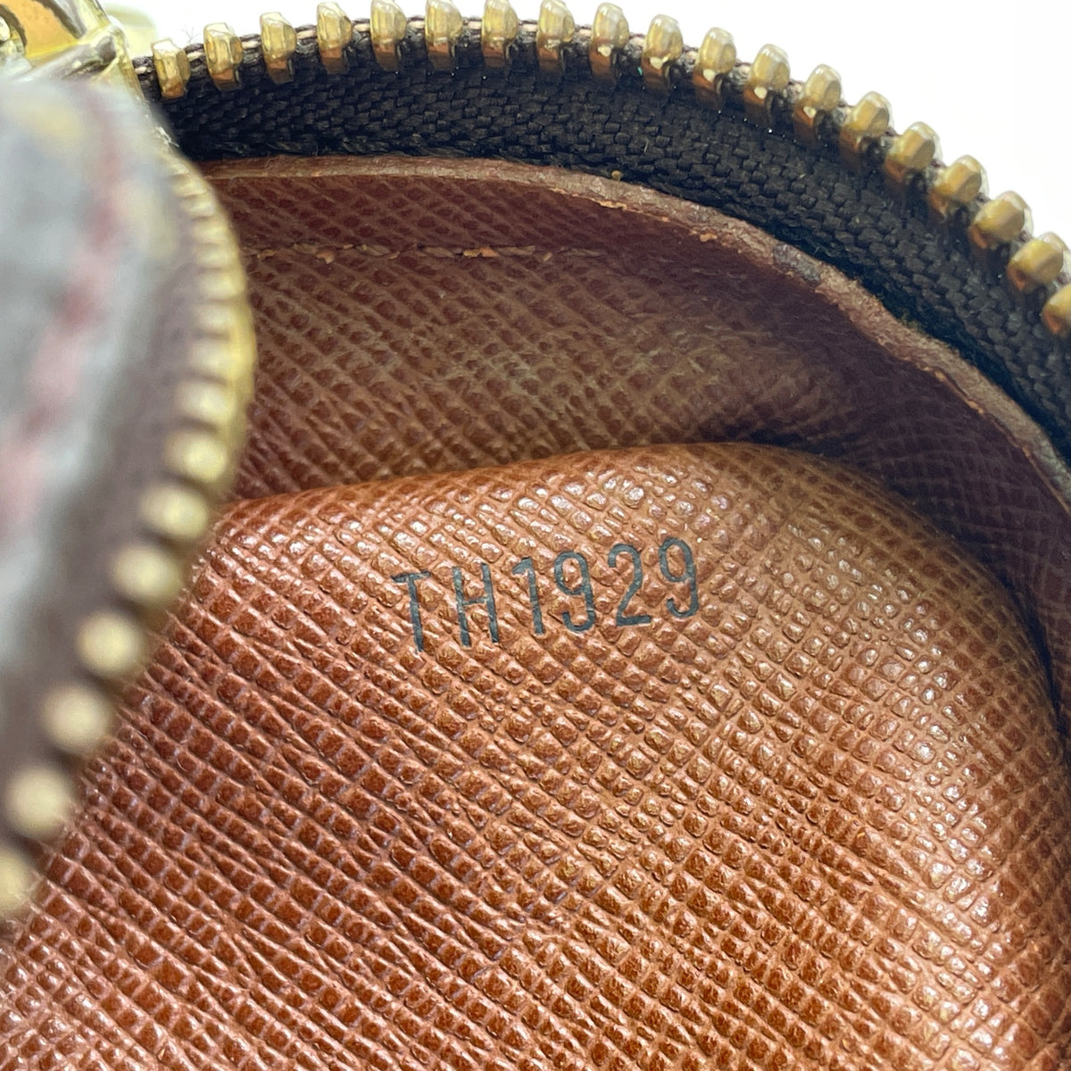 Monogram Amazone M45236 Crossbody Brown