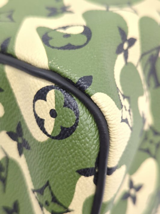 Louis Vuitton M95773 Monogram Camouflage Speedy 35