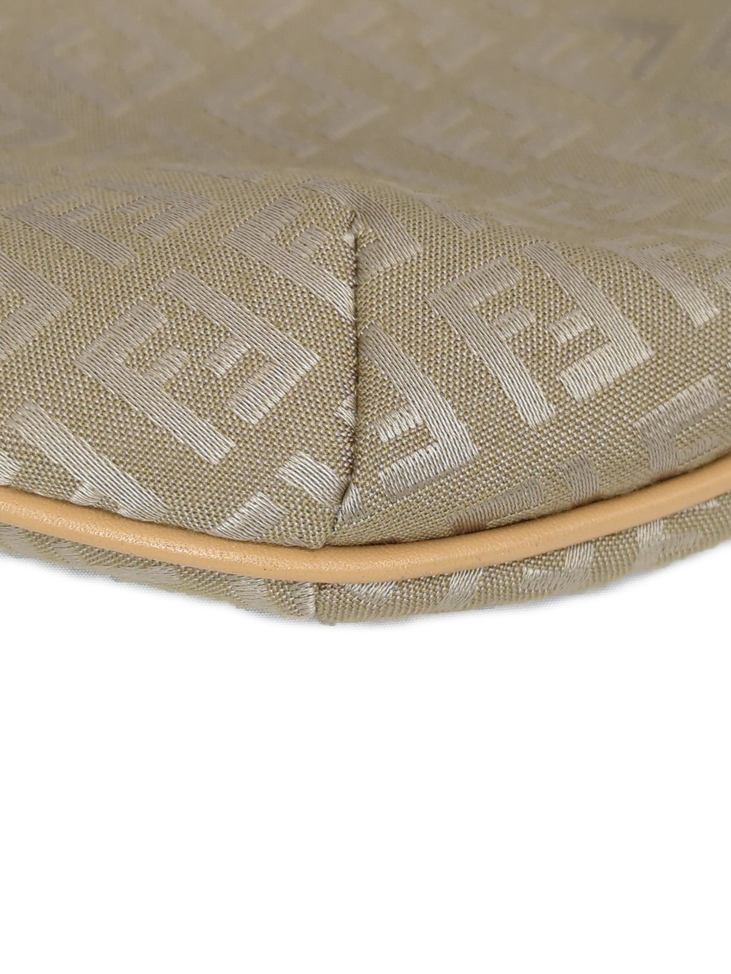 FENDI ズッキーノ ワンショルダー