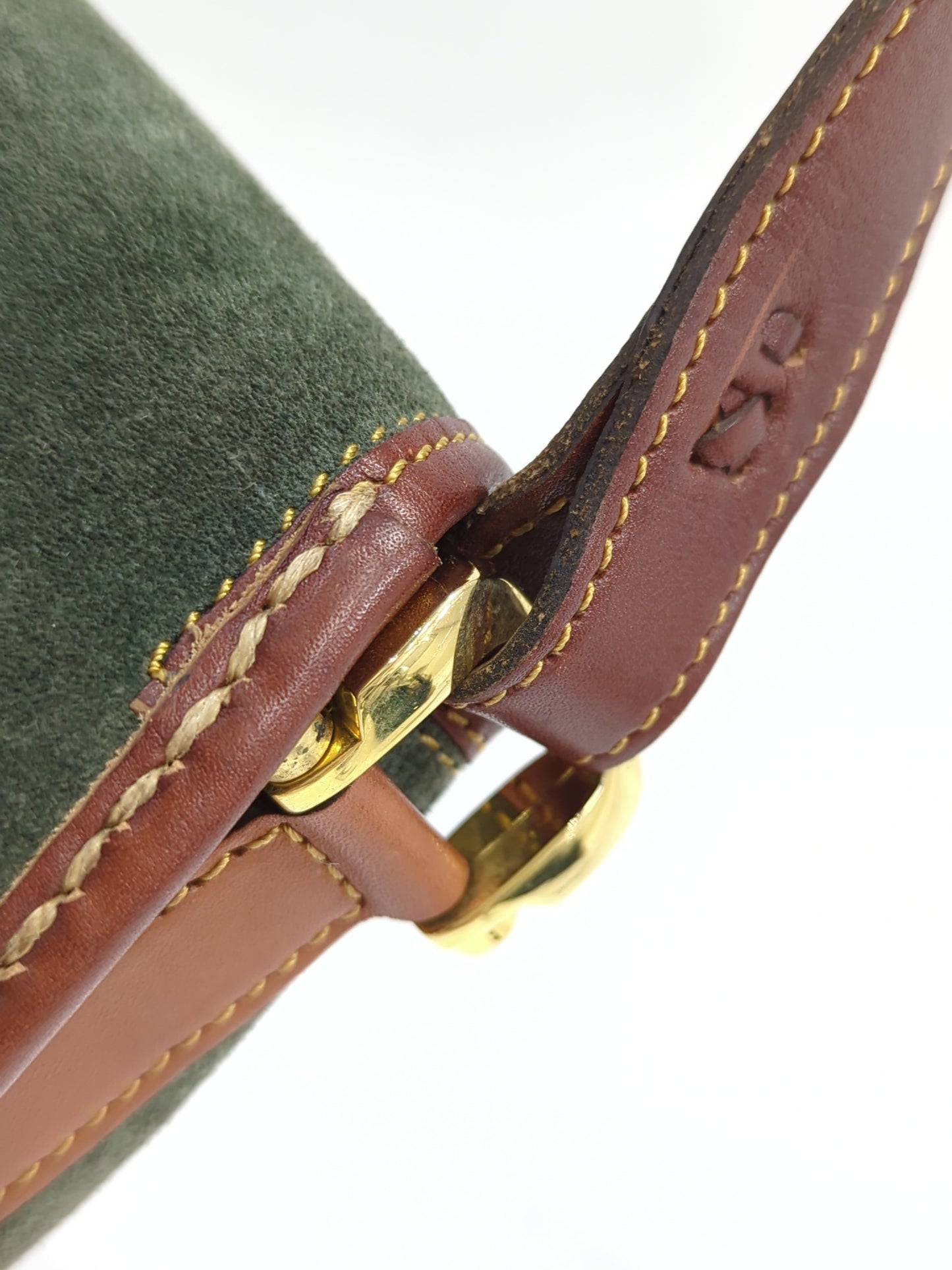 LOEWE スエード ショルダーバッグ