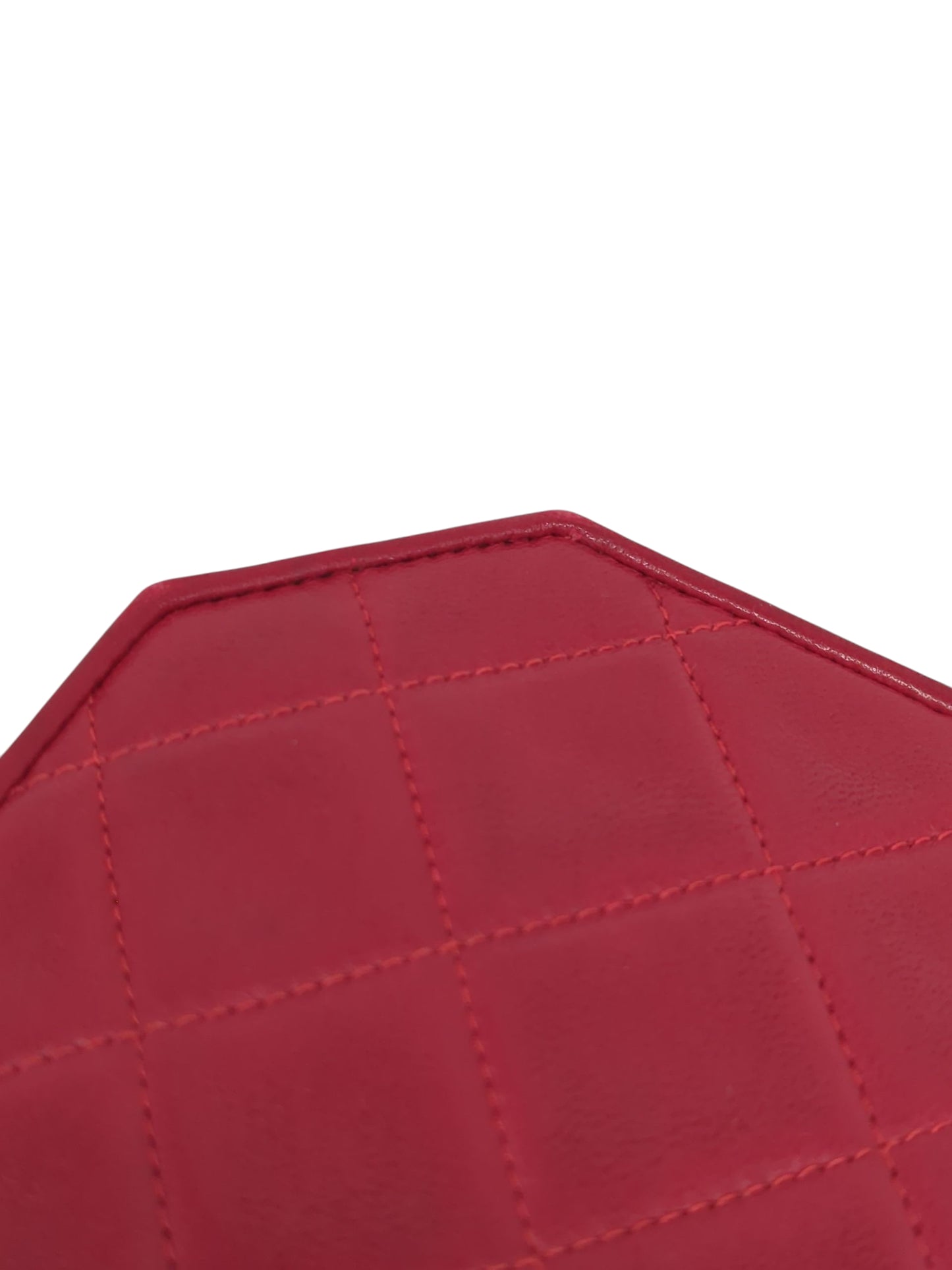 CHANEL ラムスキン オクタゴン ショルダーバッグ