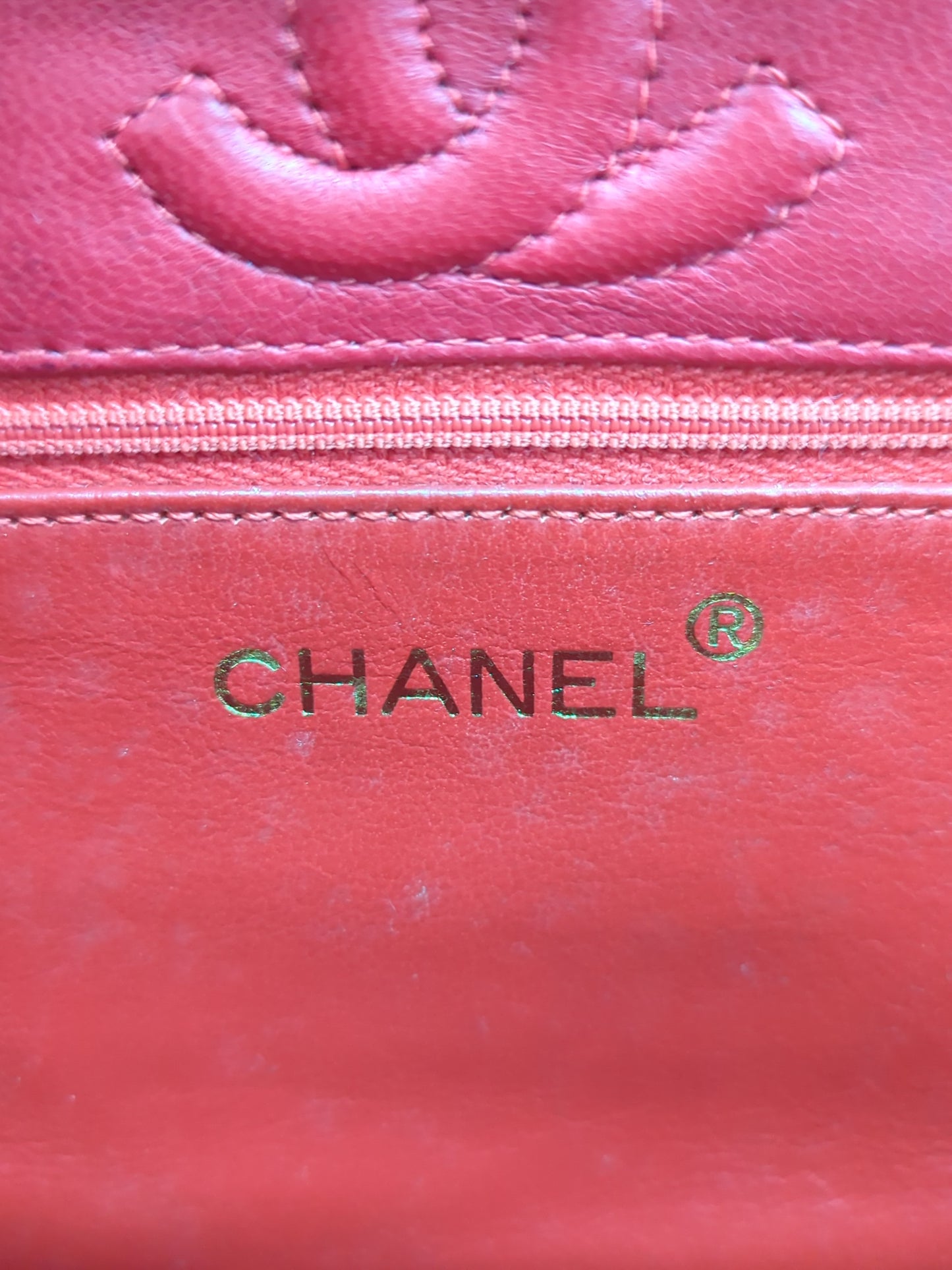 CHANEL ラムスキン オクタゴン ショルダーバッグ