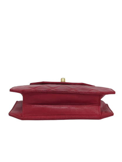 CHANEL ラムスキン オクタゴン ショルダーバッグ