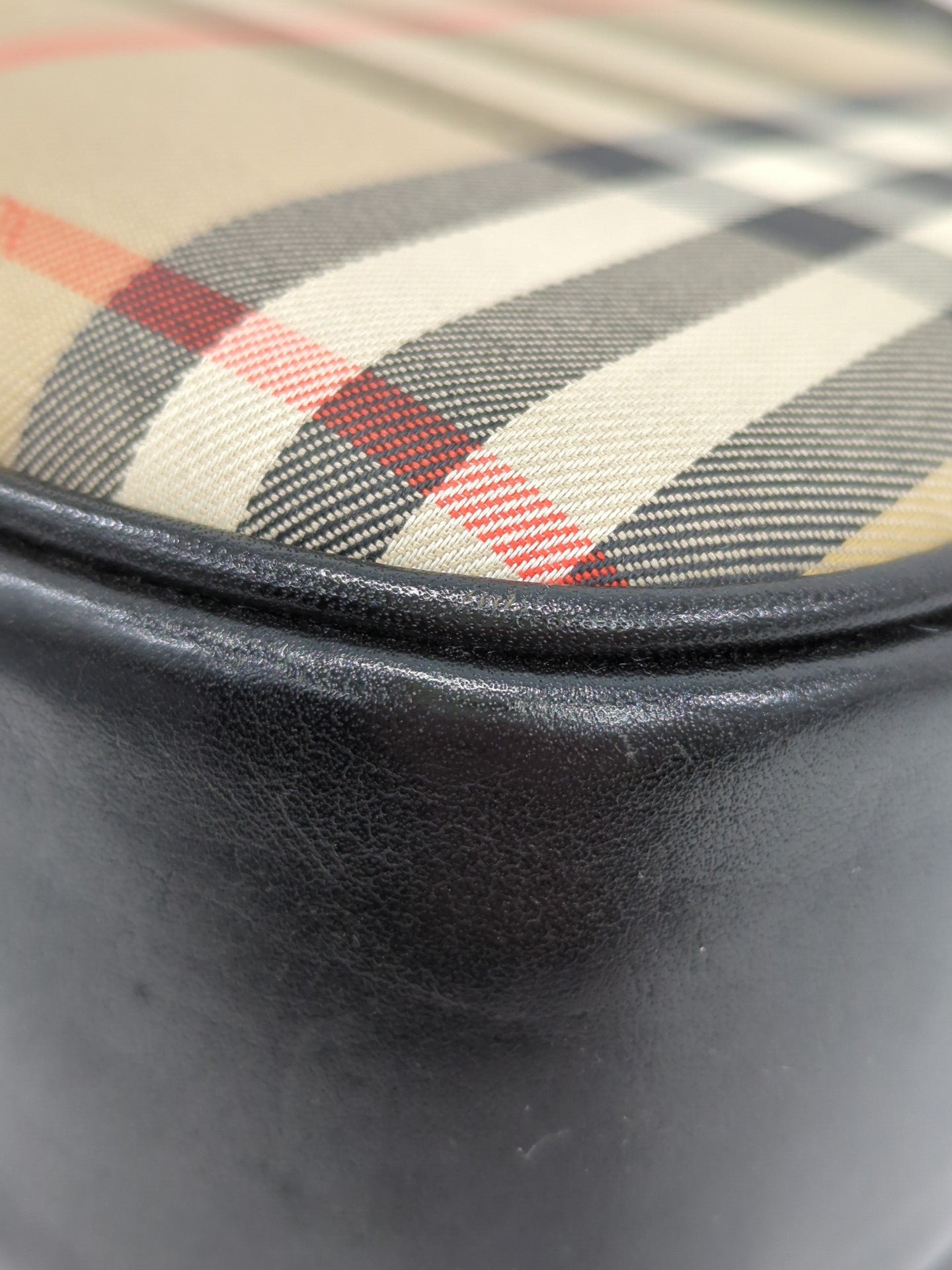 BURBERRY　ノバチェック　ショルダーバッグ