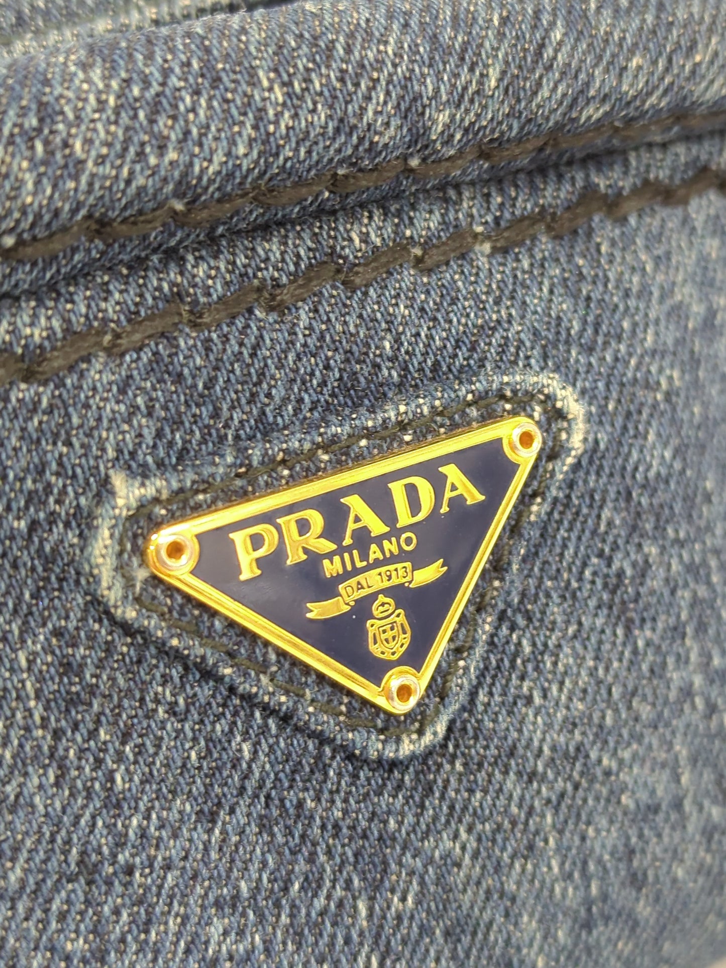 PRADA デニム メイクポーチ