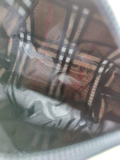 BURBERRY ポーチ