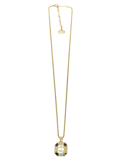 Dior ロゴネックレス