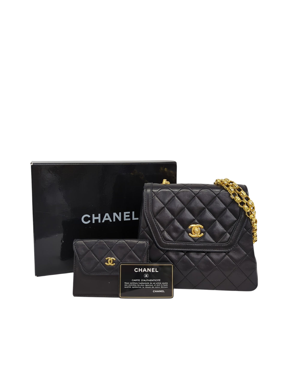 CHANEL マトラッセ ハーフフラップターンロックチェーンショルダー