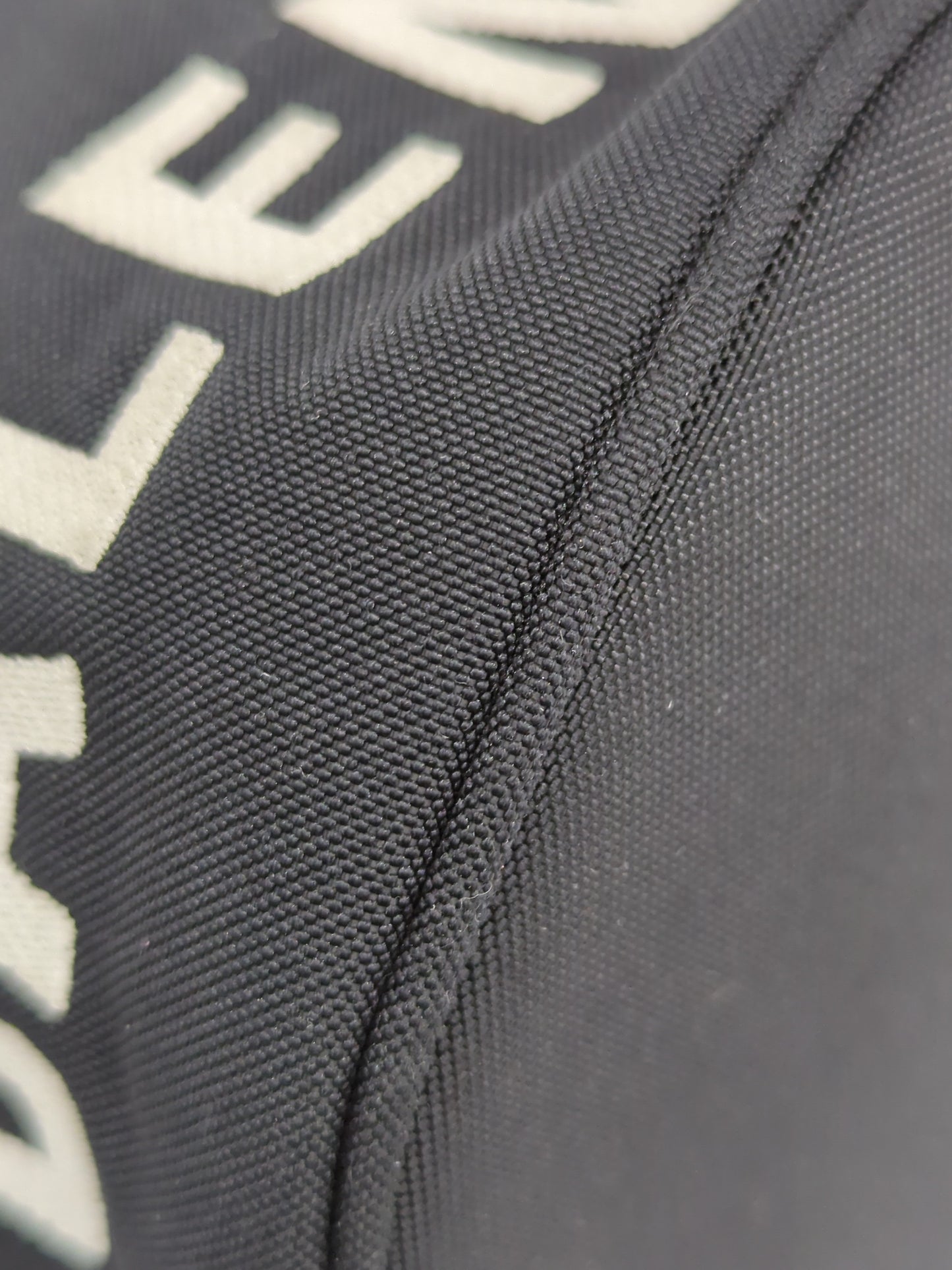 BALENCIAGA ローストリング バケット ショルダーバッグ