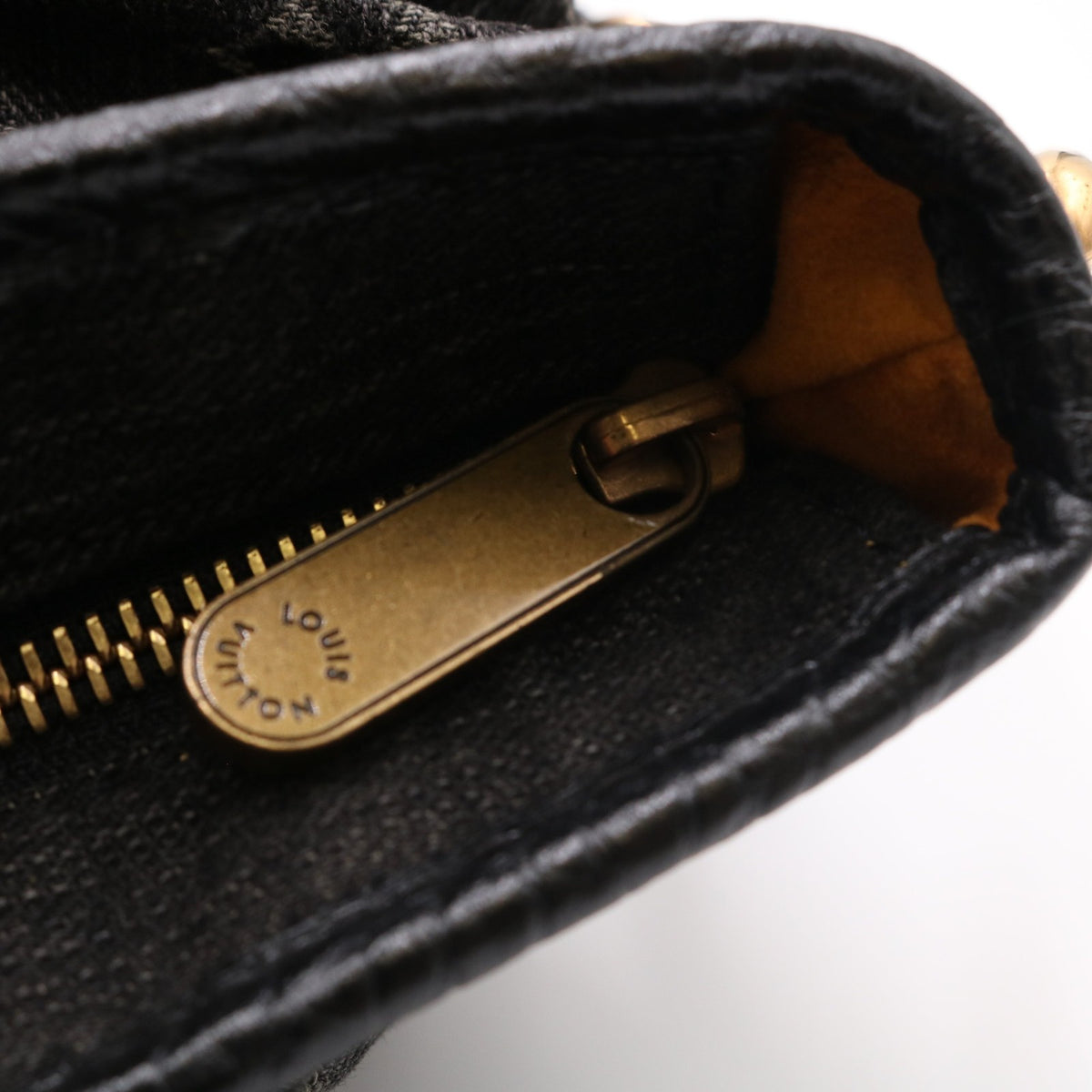 モノグラム・デニム ネオカヴィ M95351