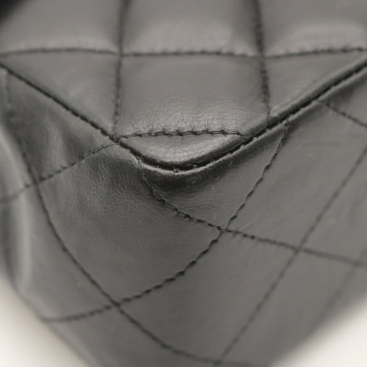 Matelasse Chain Shoulder Bag Black