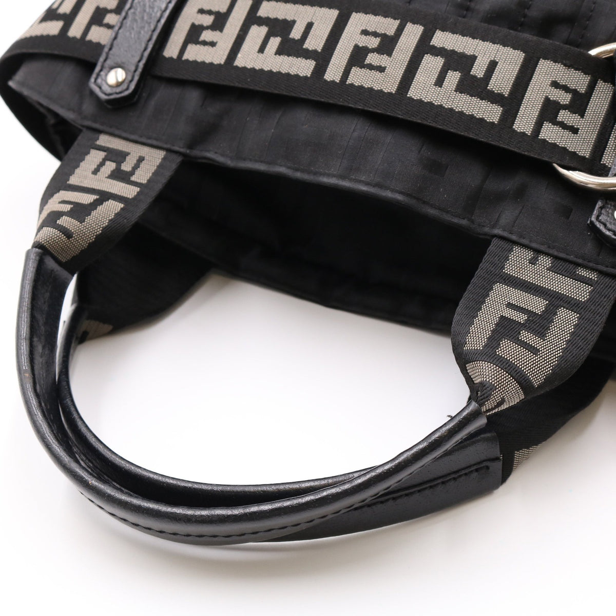 Zucca Handbag Satchel/Top Handle Bag Black