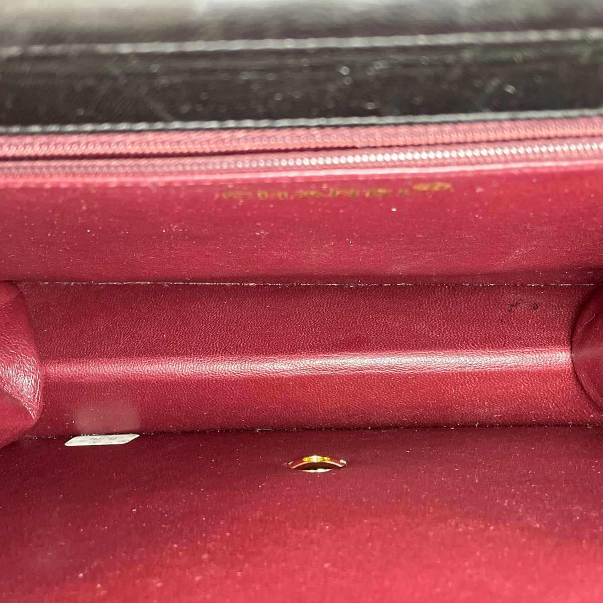 マトラッセ プッシュロックチェーンショルダー ショルダーバッグ