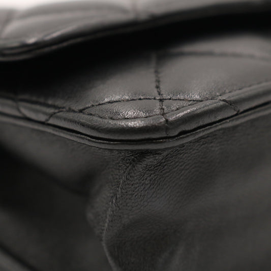 Matelasse Chain Wallet Shoulder Bag Black