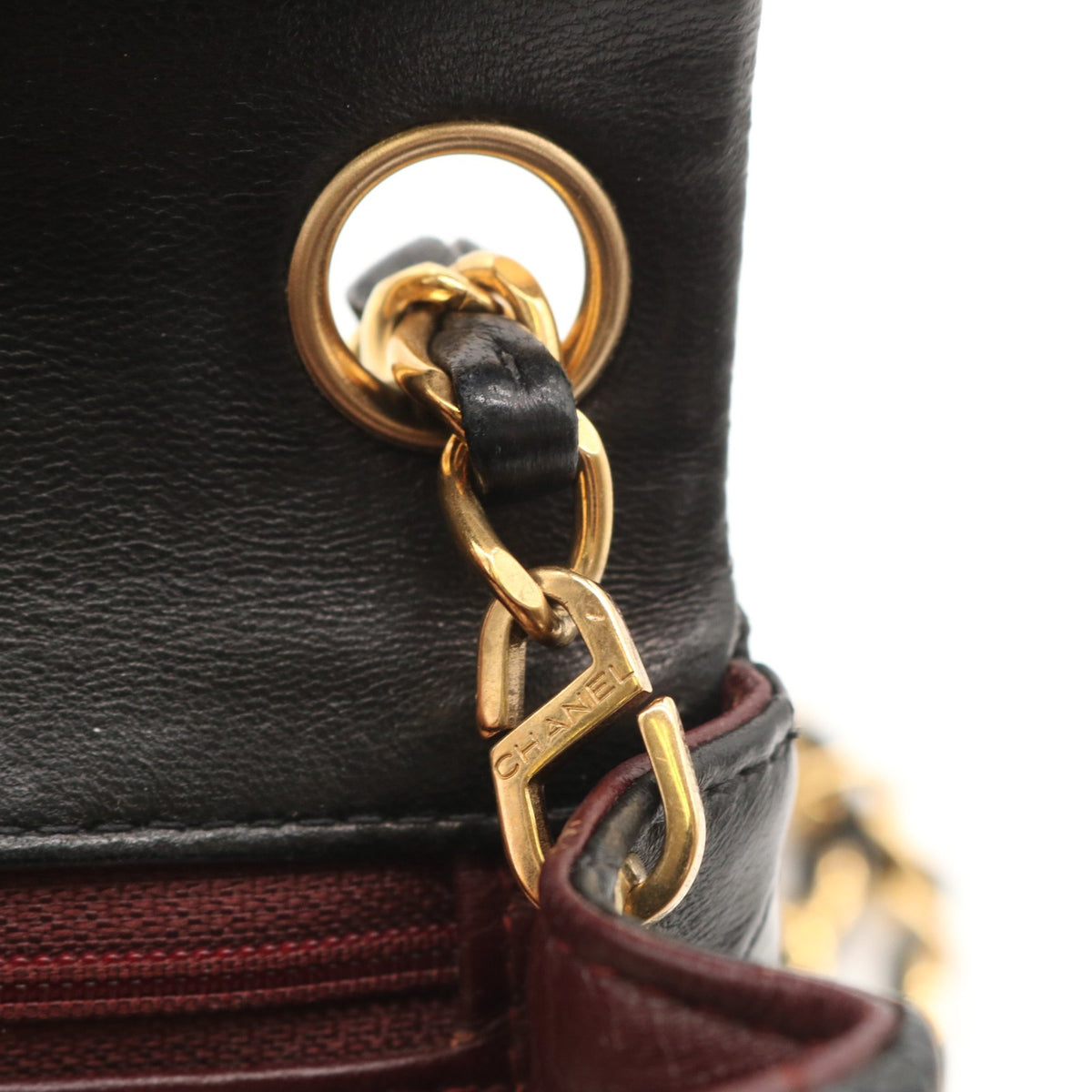 Matelasse Chain Shoulder Bag Black