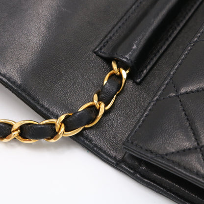 Matelasse Push Lock Chain Shoulder Bag Black