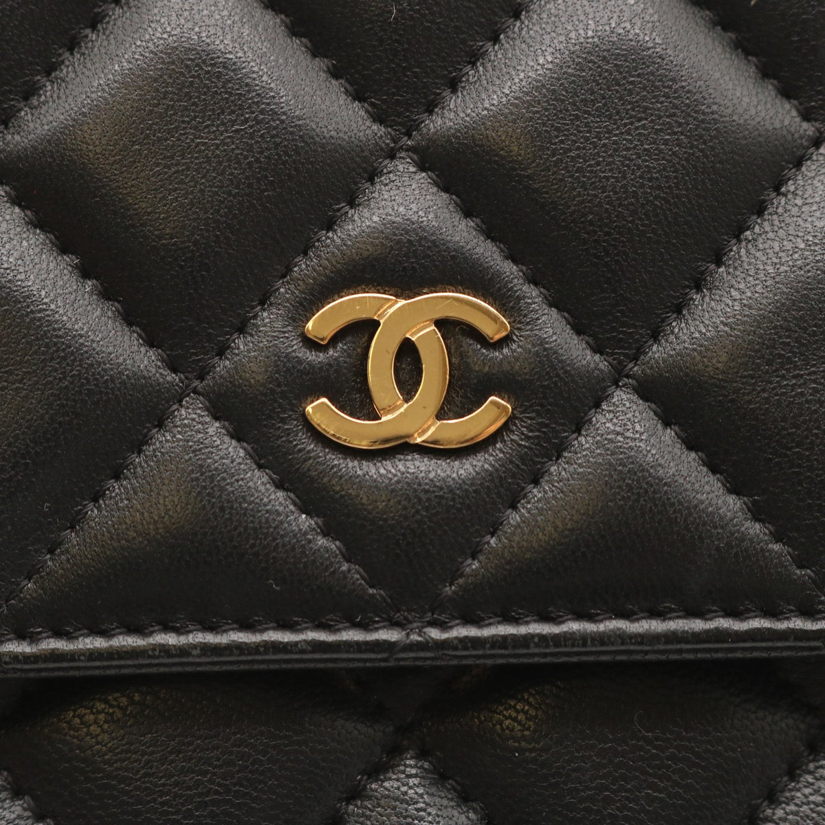 Matelasse Chain Shoulder Bag Black