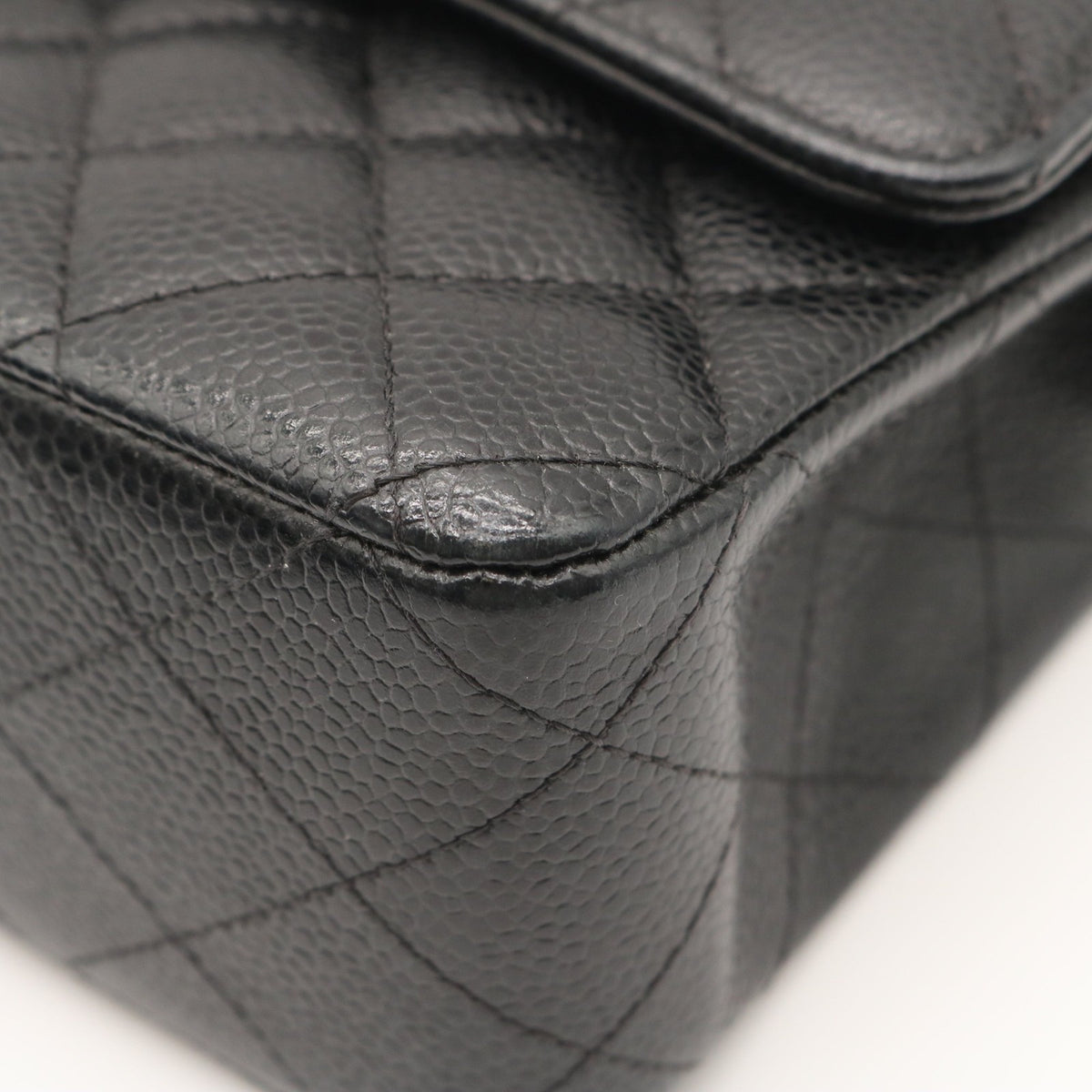 Matelasse Double Flap Chain Shoulder Bag Black