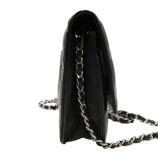 Matelasse Chain Wallet Shoulder Bag Black